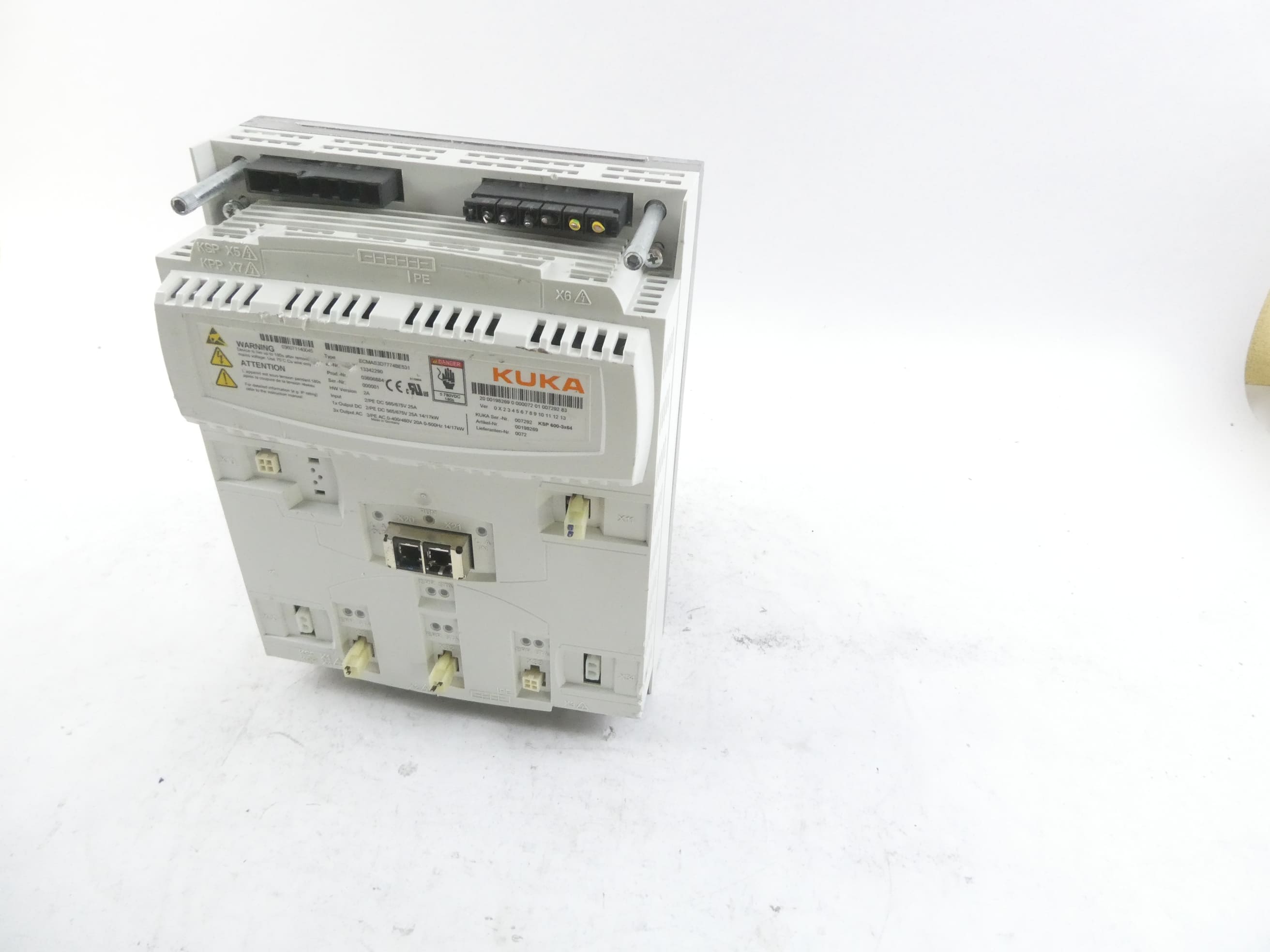KUKA ECMAS3D7774BE531 SERVOANTRIEB HW Version 2A 565/575V 25A