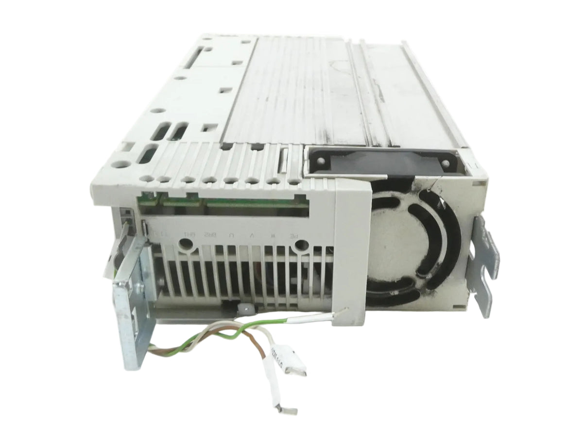 Lenze 13142439 Frequenzumrichter E82EV152_4C000