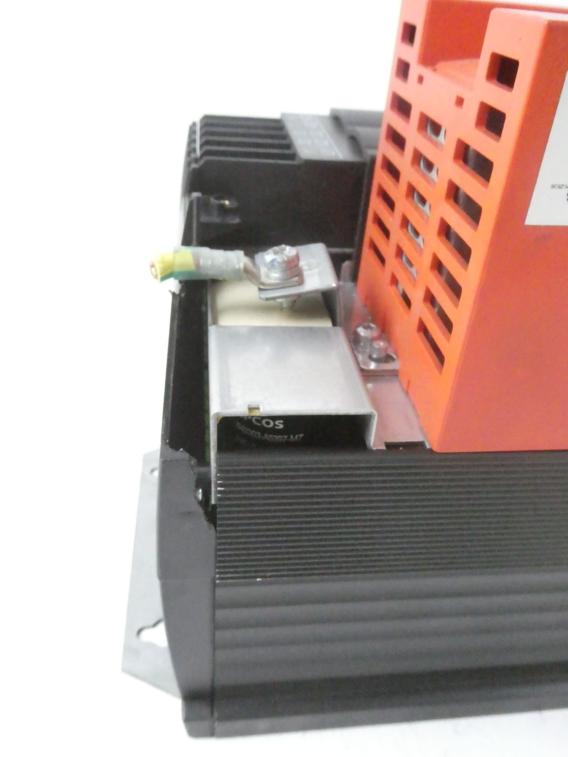 Gehäuse beschädigt: SEW MDx60A0300-503-4-00 EURODRIVE FREQUENZUMRICHTER + MC07B0300-5A3-4-00 STEUERKOPF