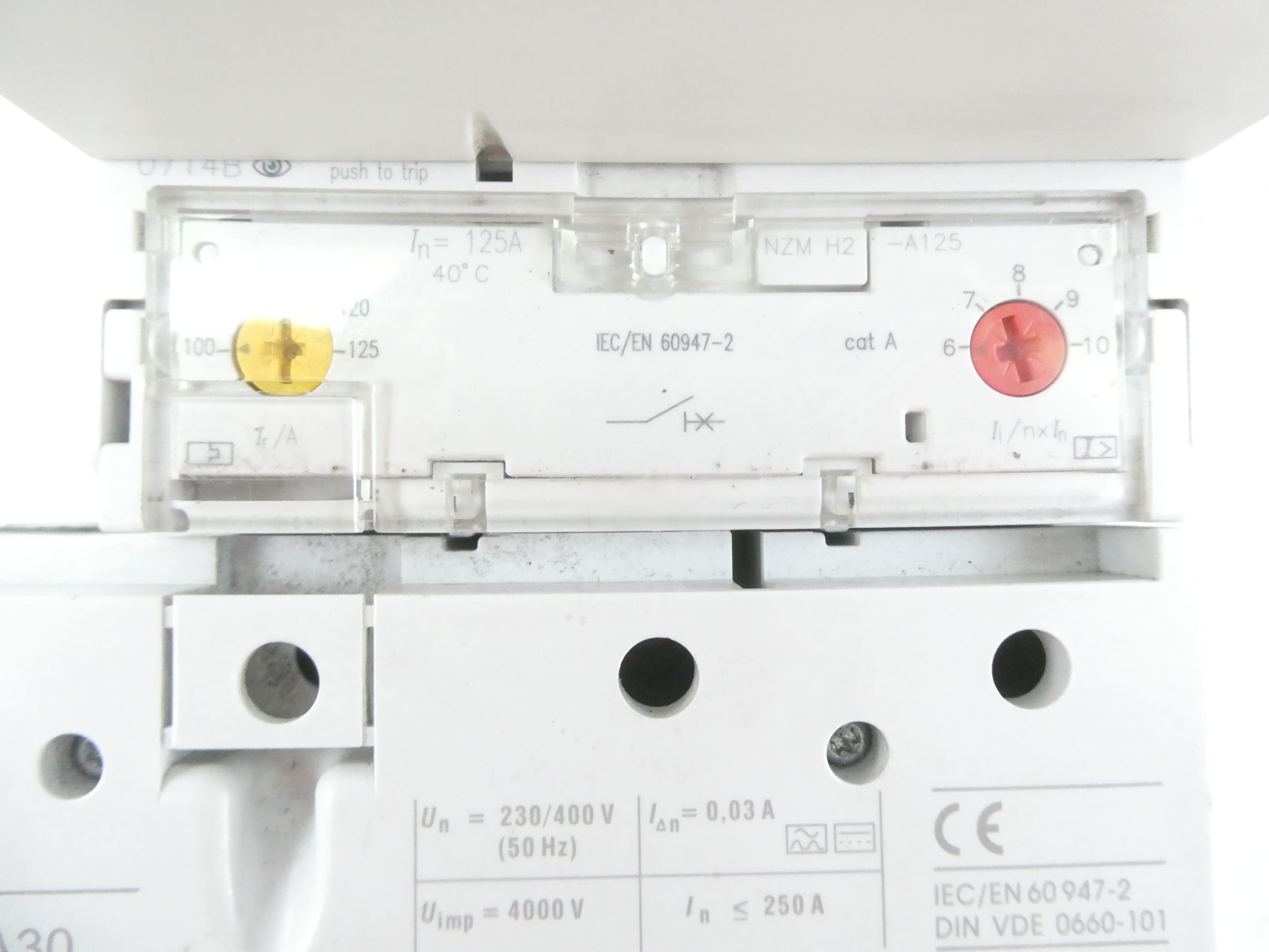 EATON GB14048.2 + NZM2 + NZM2-XFIA30 LEISTUNGSSCHALTER