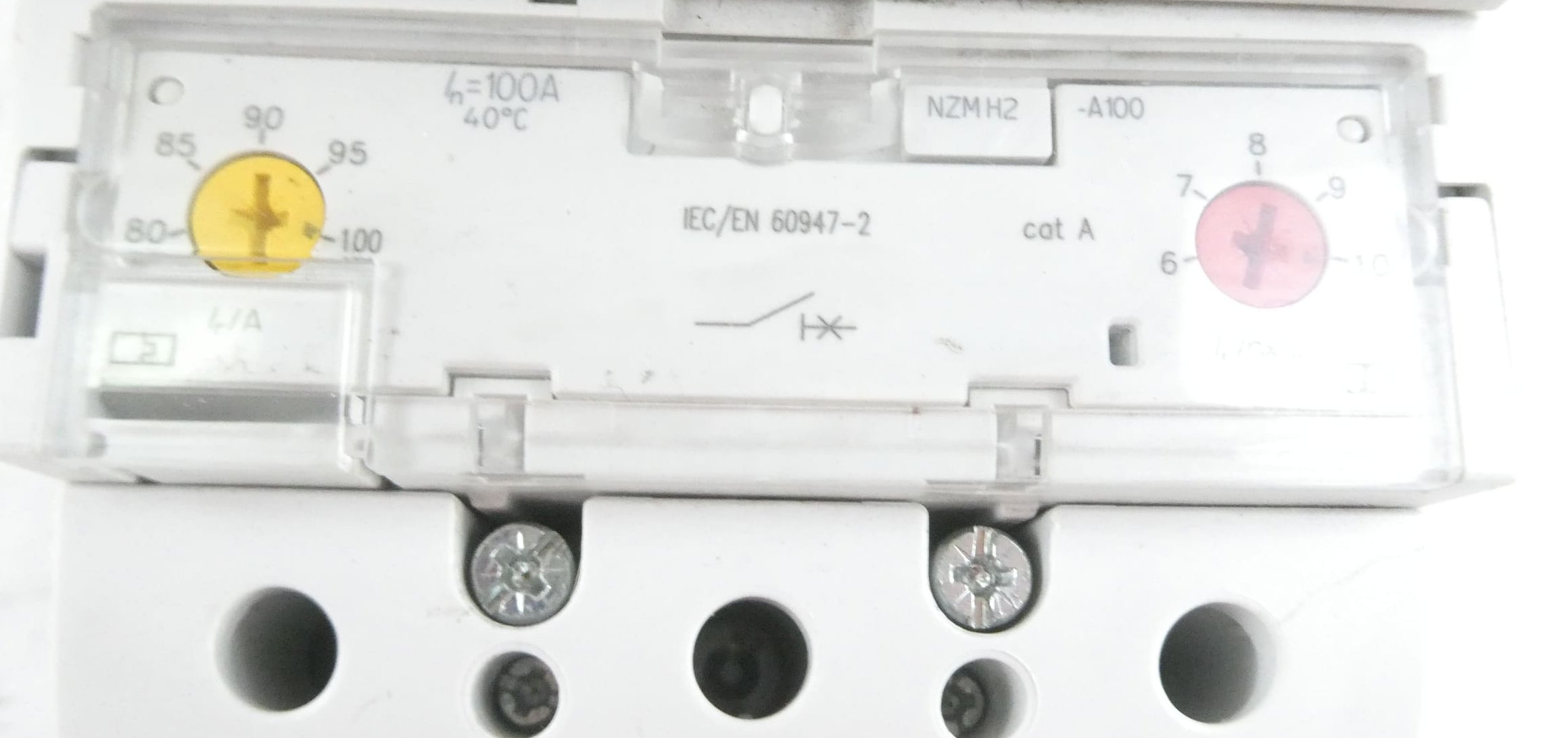 EATON GB14048.2 + NZM2 + XS-L LEISTUNGSSCHALTER S/N: 051M1843H2