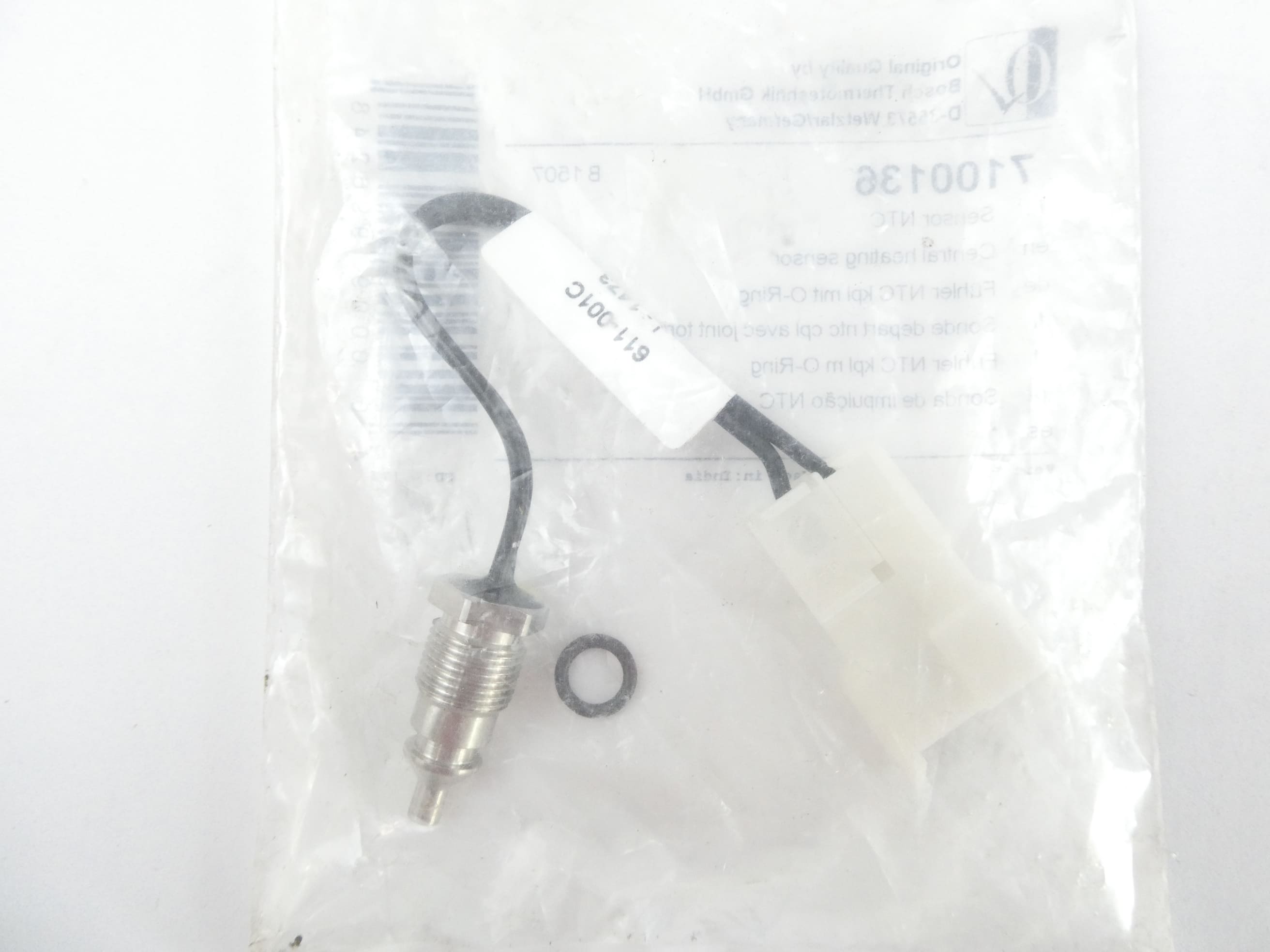 BOSCH 7100136 FÜHLER NTC kpl mit O-Ring