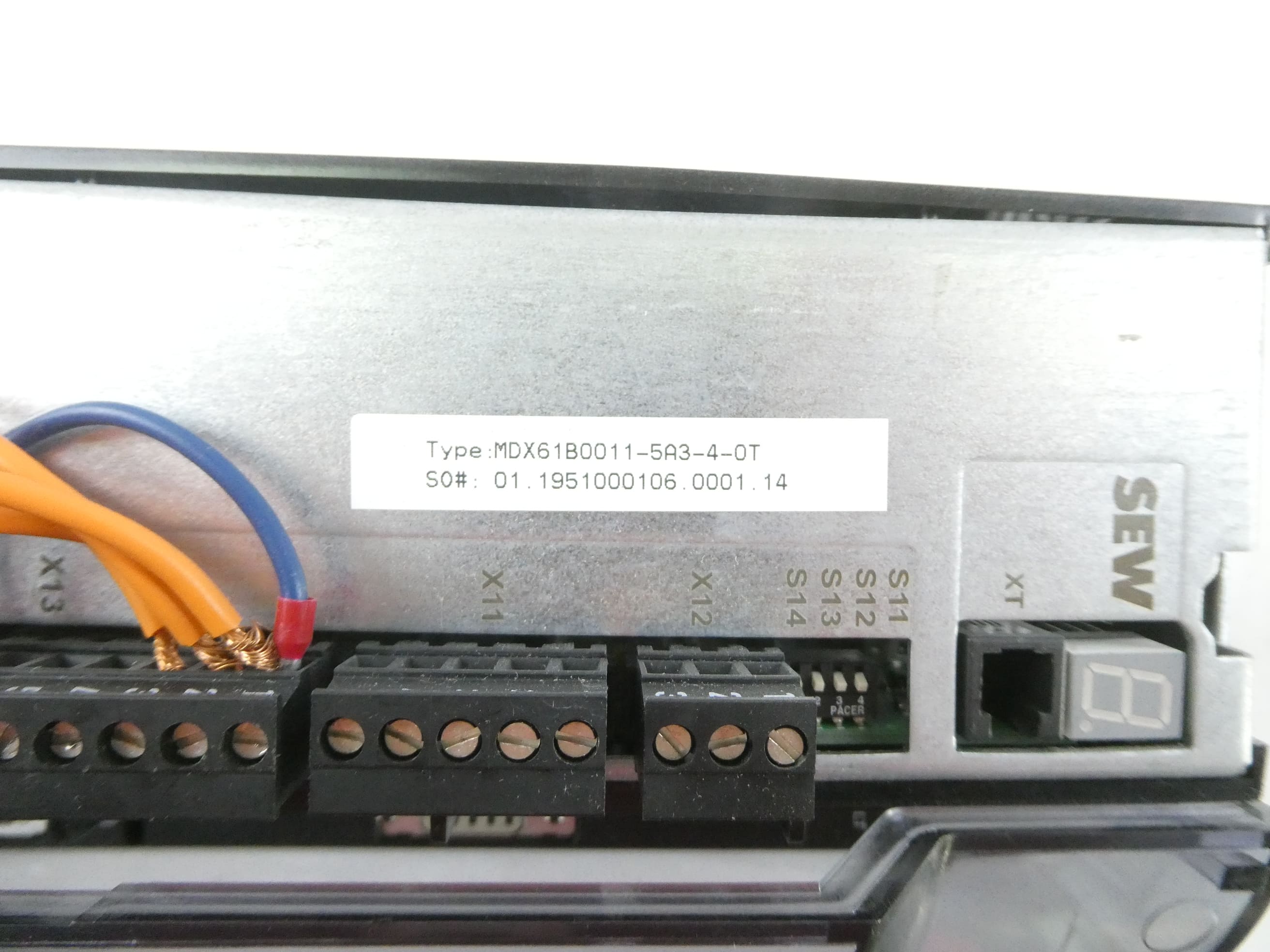 SEW EURODRIVE MDX61B0011-5A3-4-0T MOVIDRIVE FREQUENZUMRICHTER
