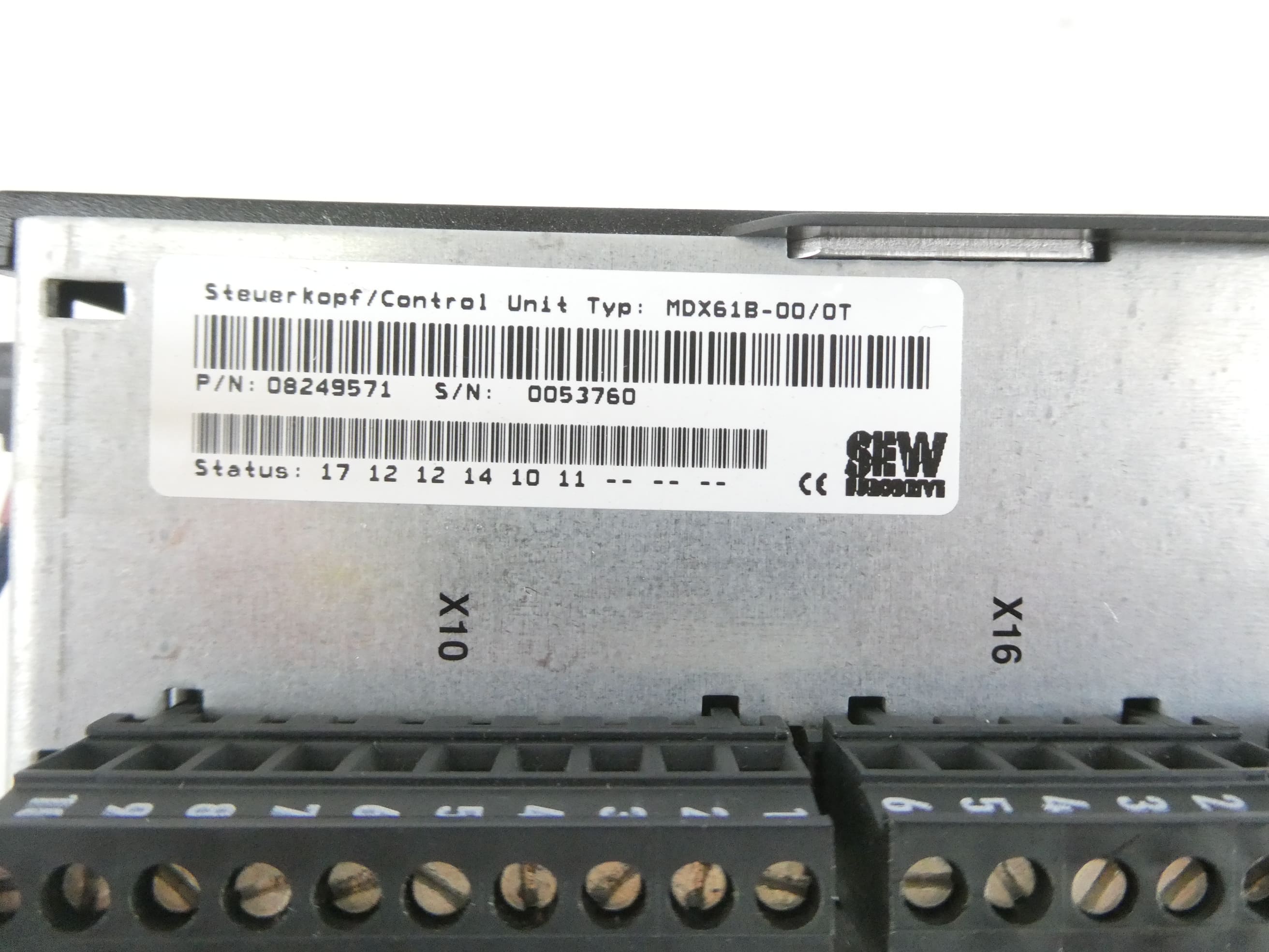 SEW EURODRIVE MDX61B0055-5A3-4-0T MOVIDRIVE FREQUENZUMRICHTER + MDX60A0054-5A3-4-00 STEUERKOPF S/N: 0379017