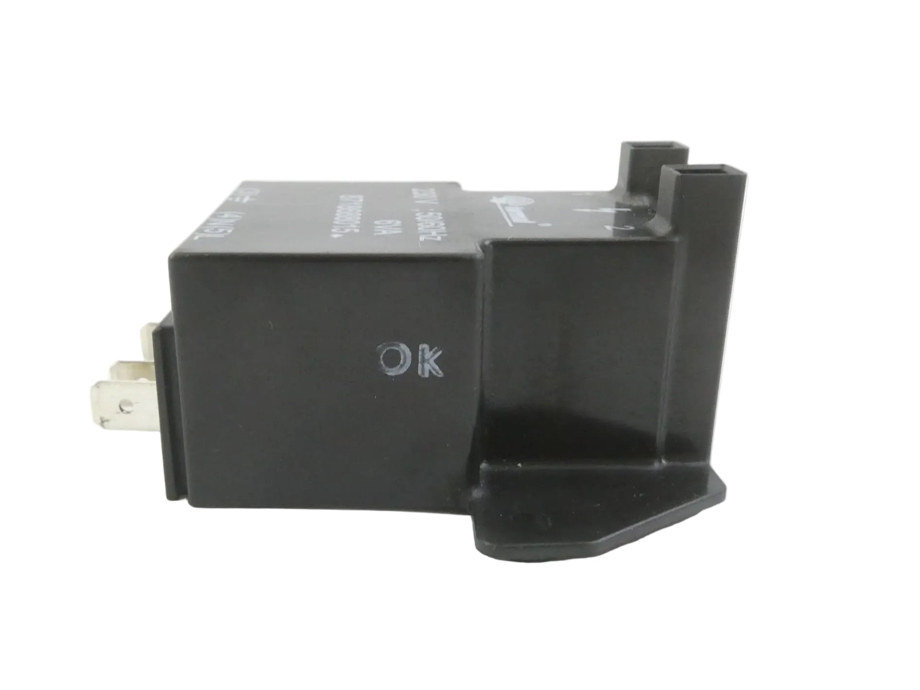 BOSCH / BUDERUS 7736700710 ZÜNDTRAFO