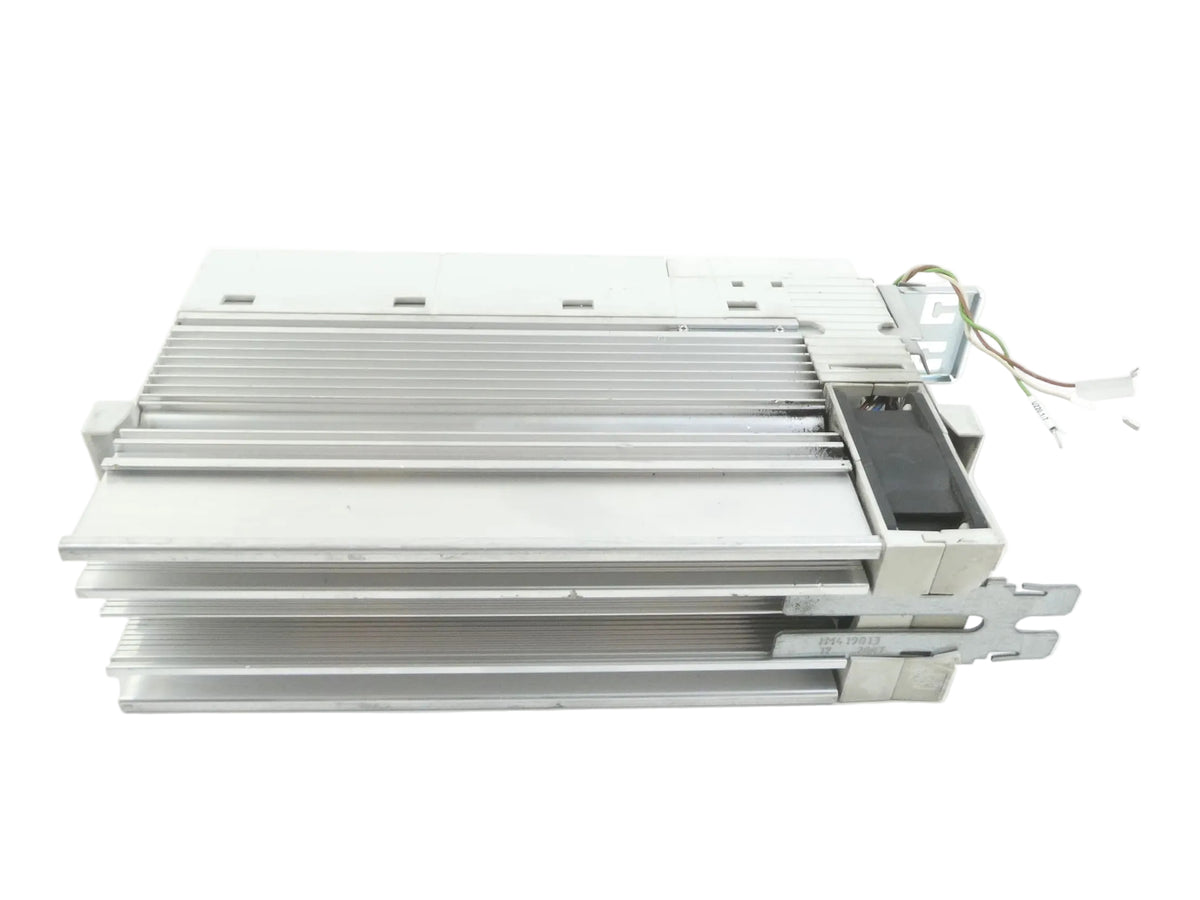 Lenze 13142439 Frequenzumrichter E82EV152_4C000