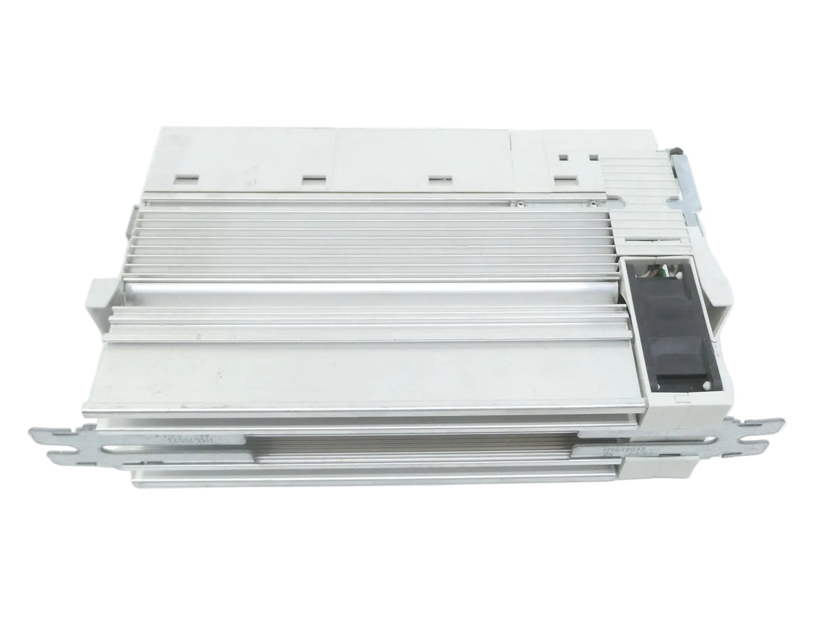 Lenze 13142439 Frequenzumrichter E82EV152_4C